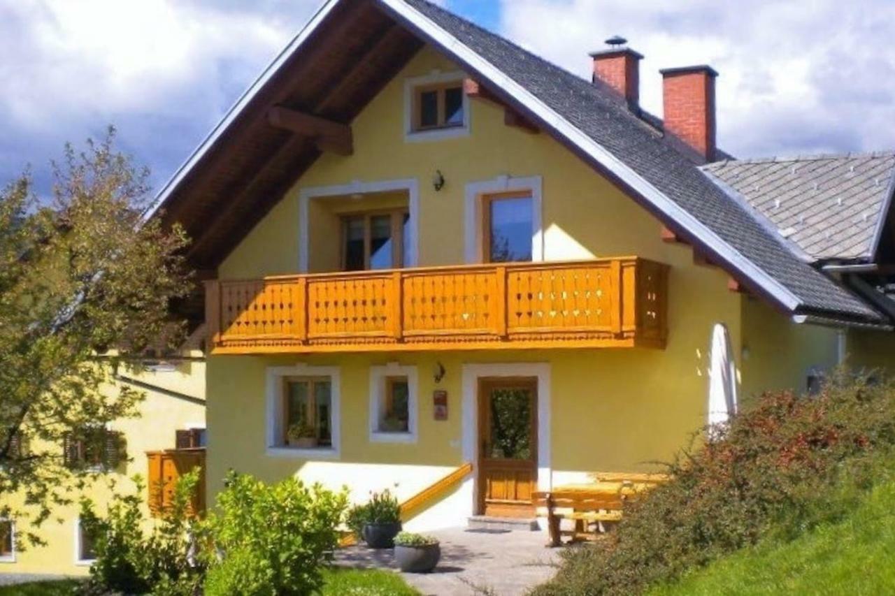 Apartma Pr Tavcarju Zgornje Gorje Luaran gambar